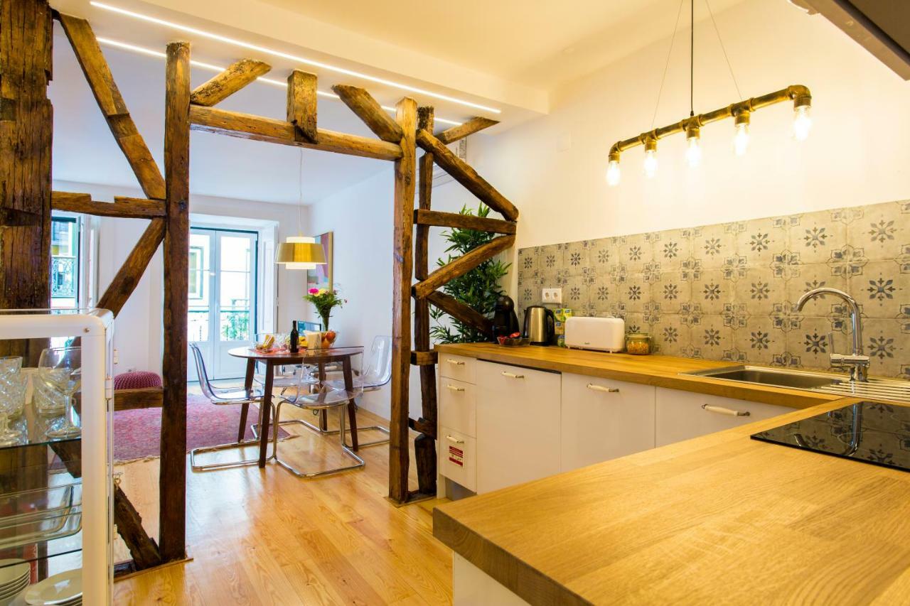 Brand New Bairro Alto Old Style Apartamento *